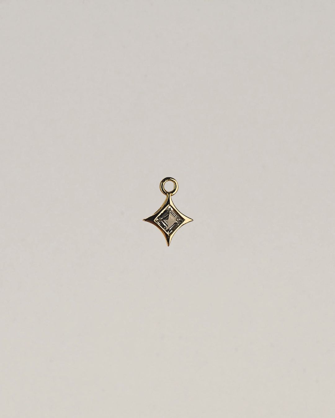 Shinning Star Charm