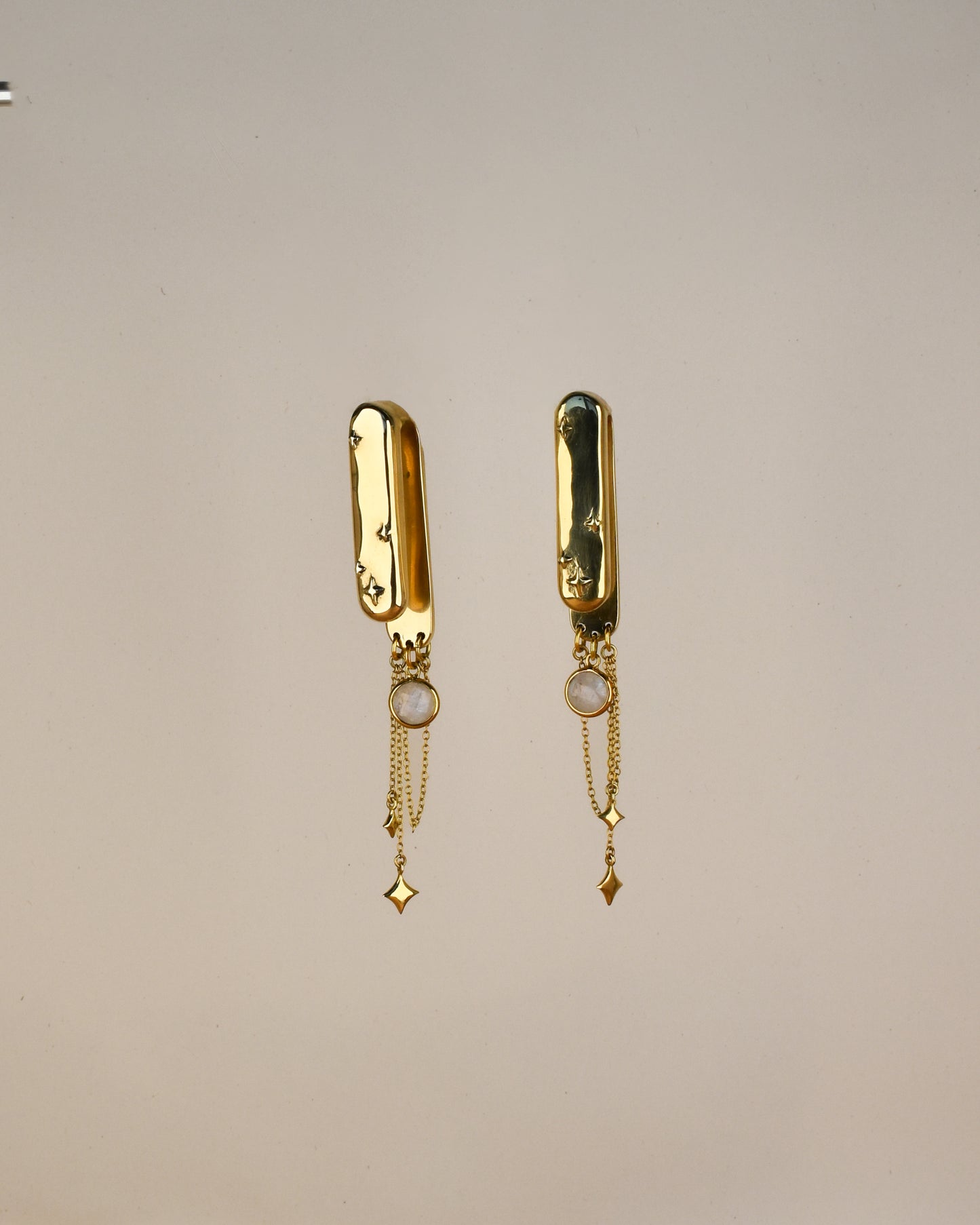 Star Charm Ear Weight